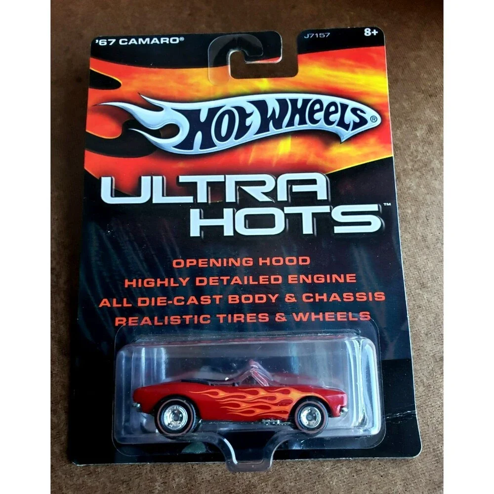 2006 Hot Wheels '67 CAMARO CONVERTIBLE RED #J7157 ZAMAC Base DDRL REAL RIDERS